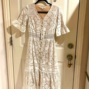 Ivy city X Small perfect condition white lace dress